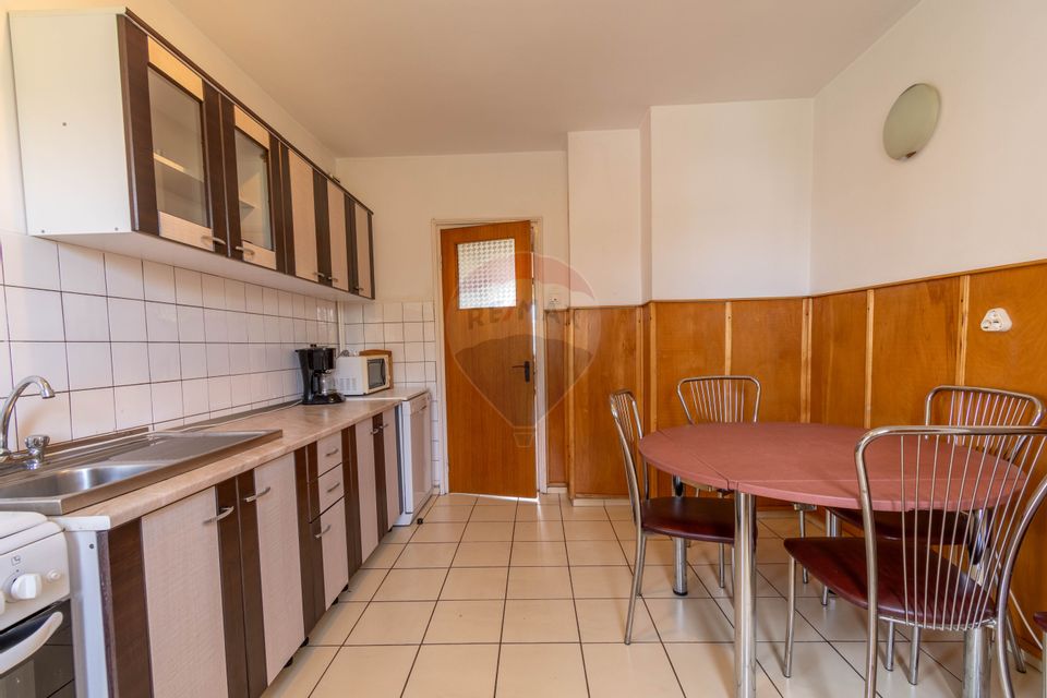 Apartament cu 4 camere, 107 mp. + boxa Confort sporit, Ale.Firiza Nr.8