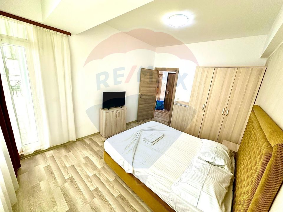 Apartament cu 3 camere de vânzare în zona Central