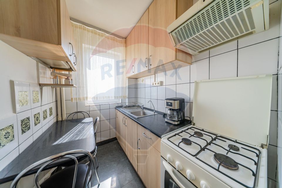 Apartament cu 3 camere de vânzare, zona Fortuna