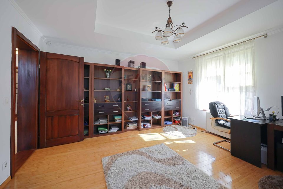 7 room House / Villa for sale, Dealuri Oradea area