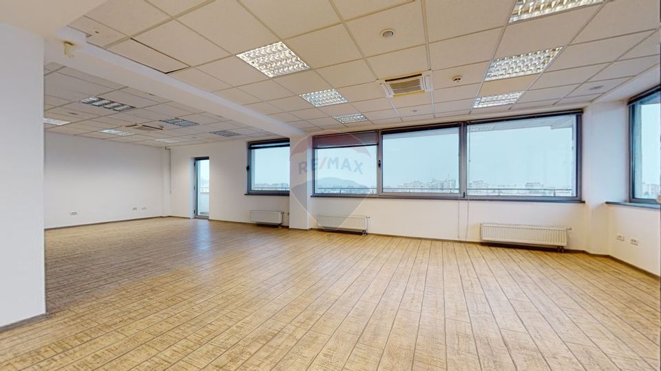 Birouri de închiriat în Brasov, Centrul Civic, cladire de birouri
