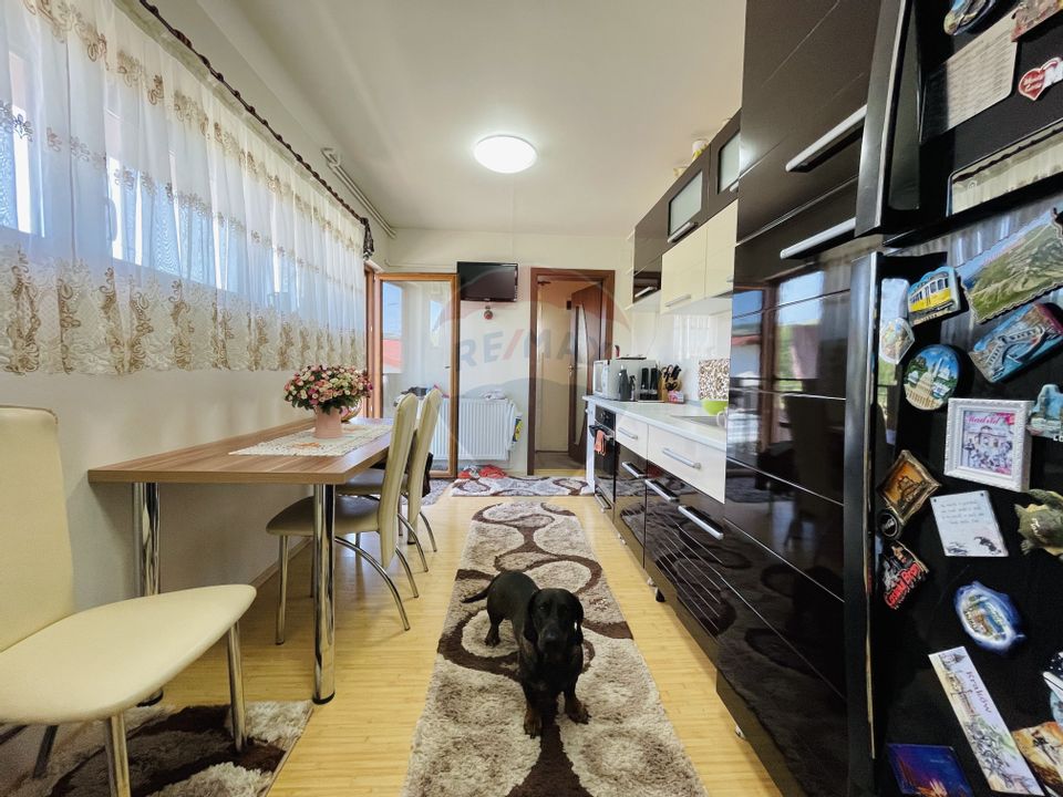 6 room House / Villa for sale