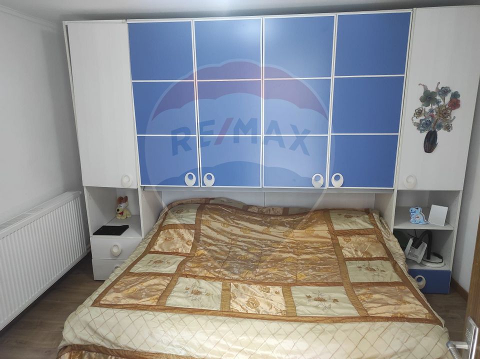 5 room House / Villa for sale