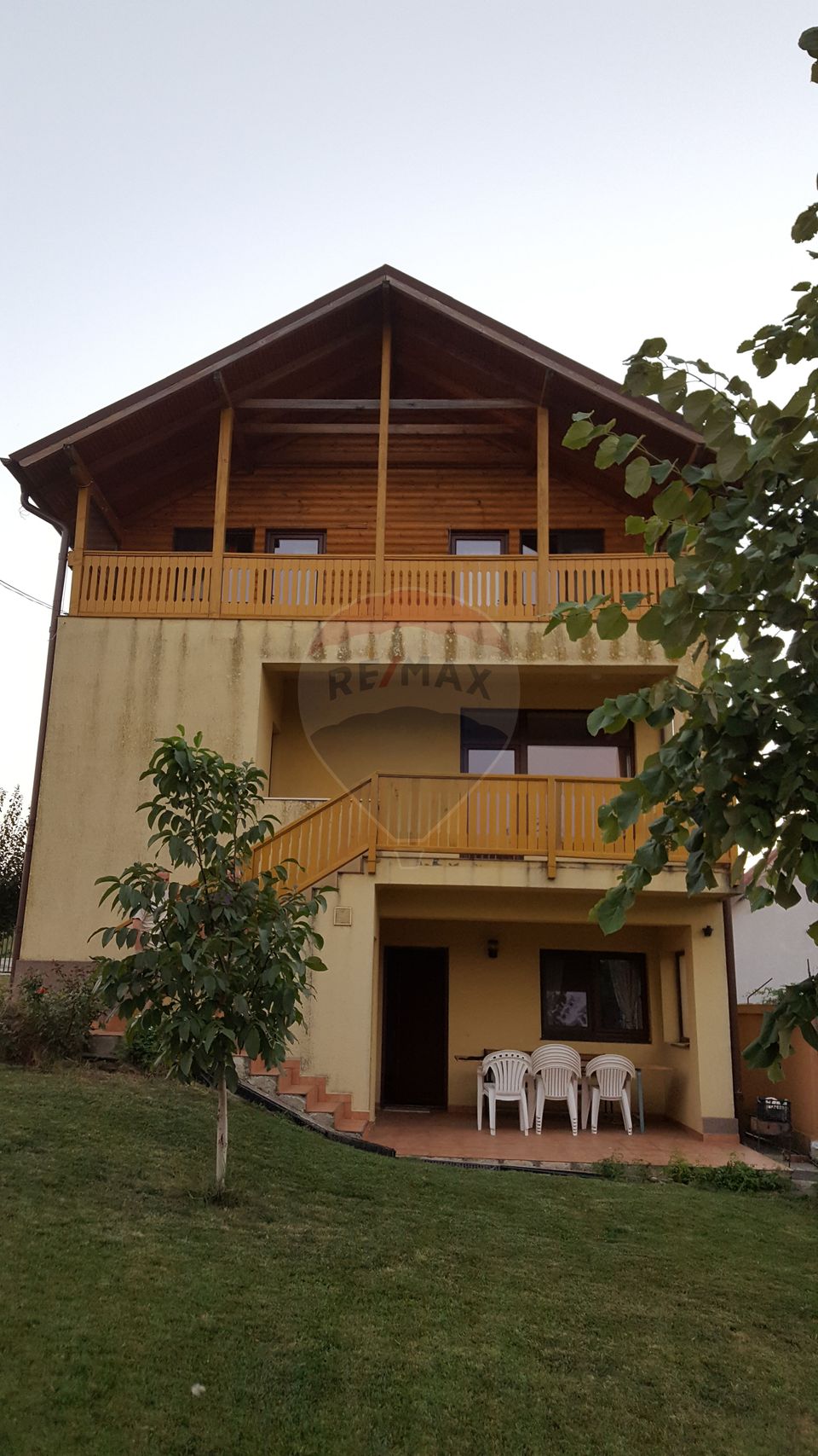 De vanzare vila langa lac la Moara Vlasiei