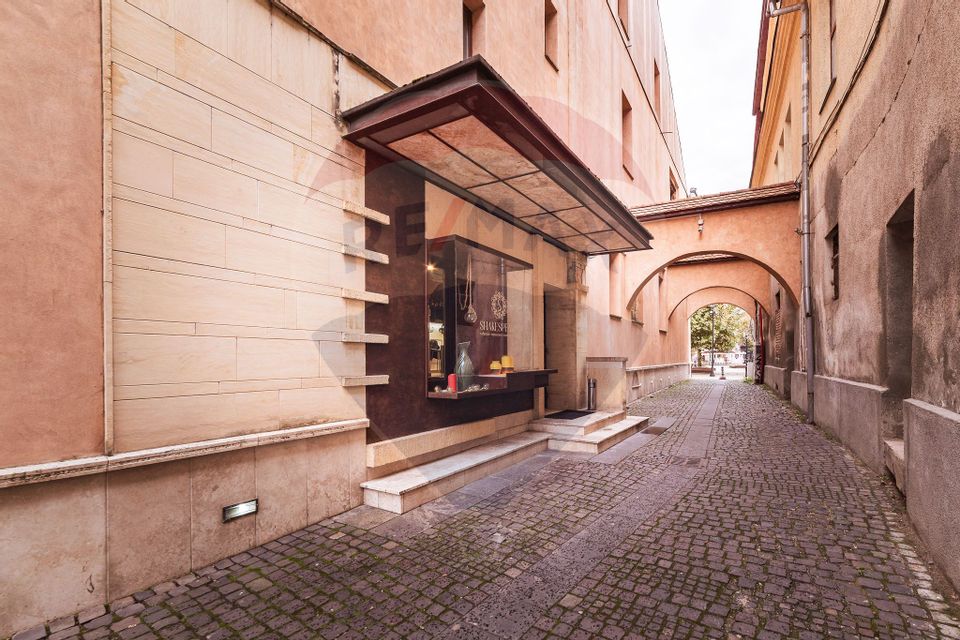 DE VANZARE PROPRIETATE UNICA ZONA ISTORIC HOTEL DIAFAN&RESTAURANT