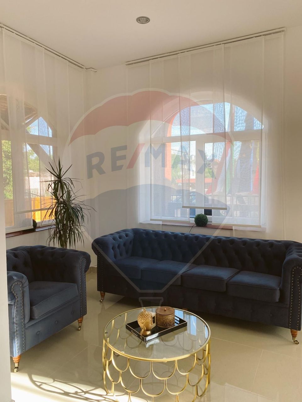 43 room Hotel / Pension for sale, Central area