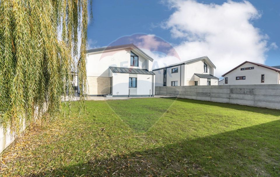 Casă / Vilă de vanzare in Mogosoaia, adiacent Martha Bibescu