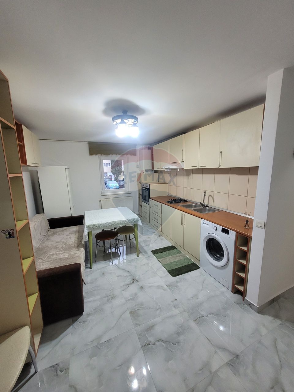 Apartament cu 2 camere decomandat zona Hipodrom 4