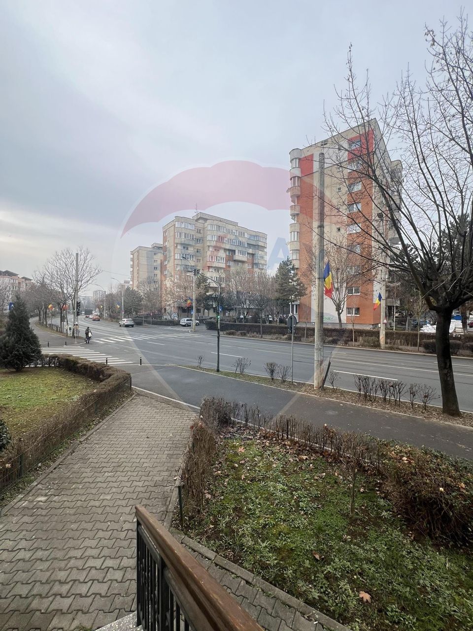 Apartament 3 camere de închiriat pentru 6 luni, Plopilor