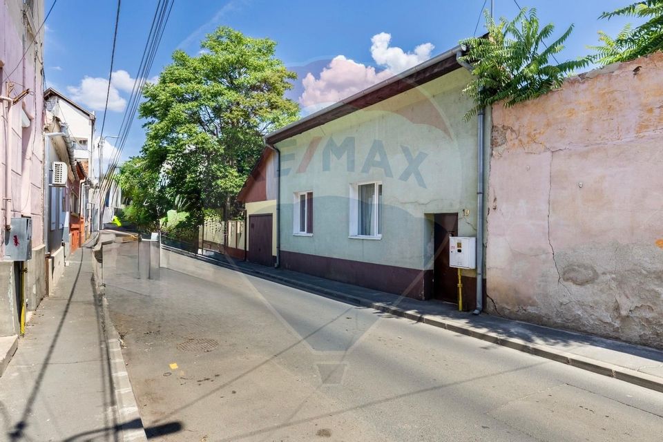 2 room House / Villa for rent, Central area