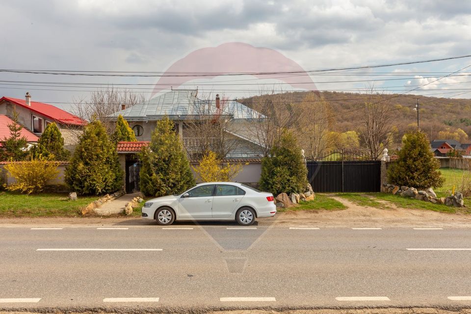 7 room House / Villa for sale, Vest area