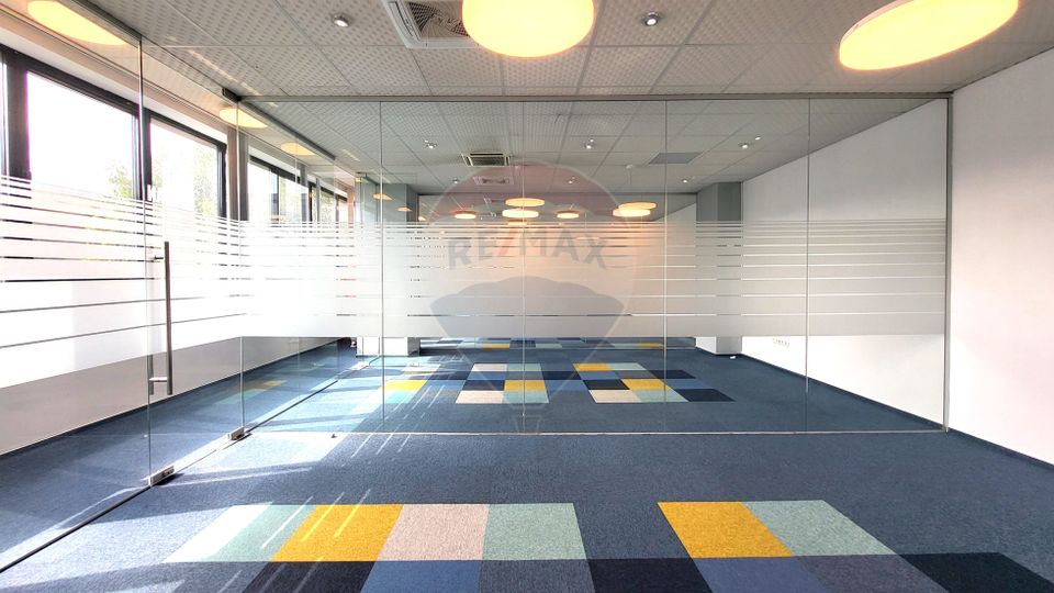 240sq.m Office Space for rent, Central area