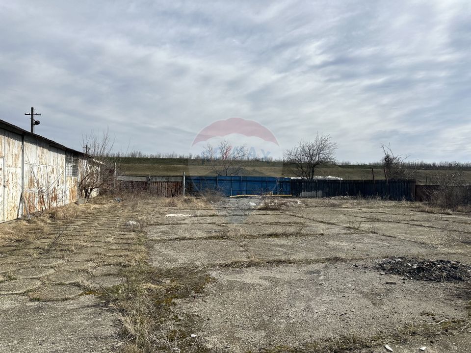 640sq.m Industrial Space for rent