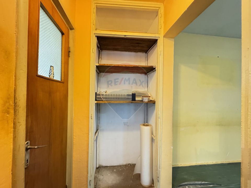 Apartament 2 camere de vanzare - Podul Giurgiului