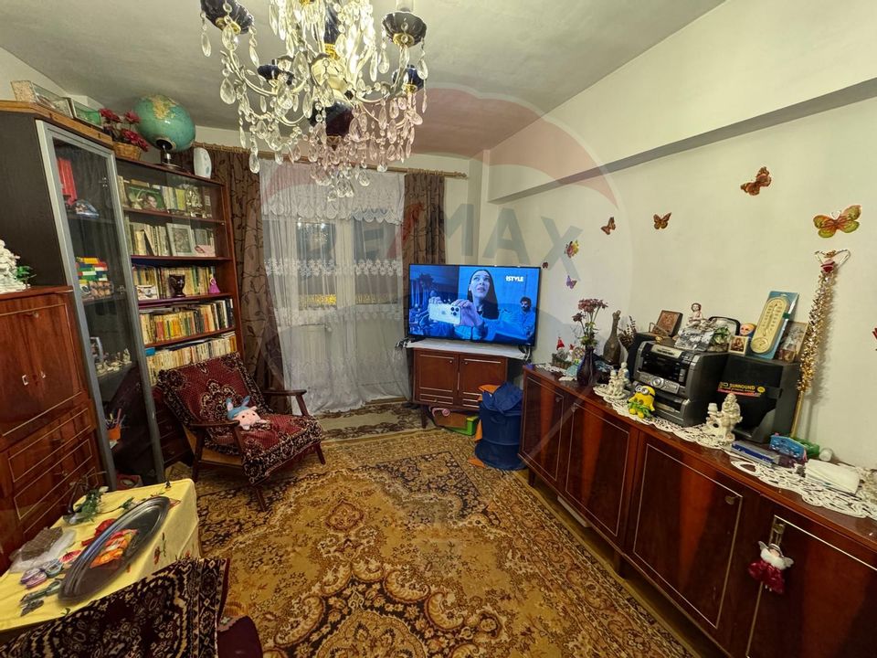 3 room Apartment for sale, Vasile Aaron area