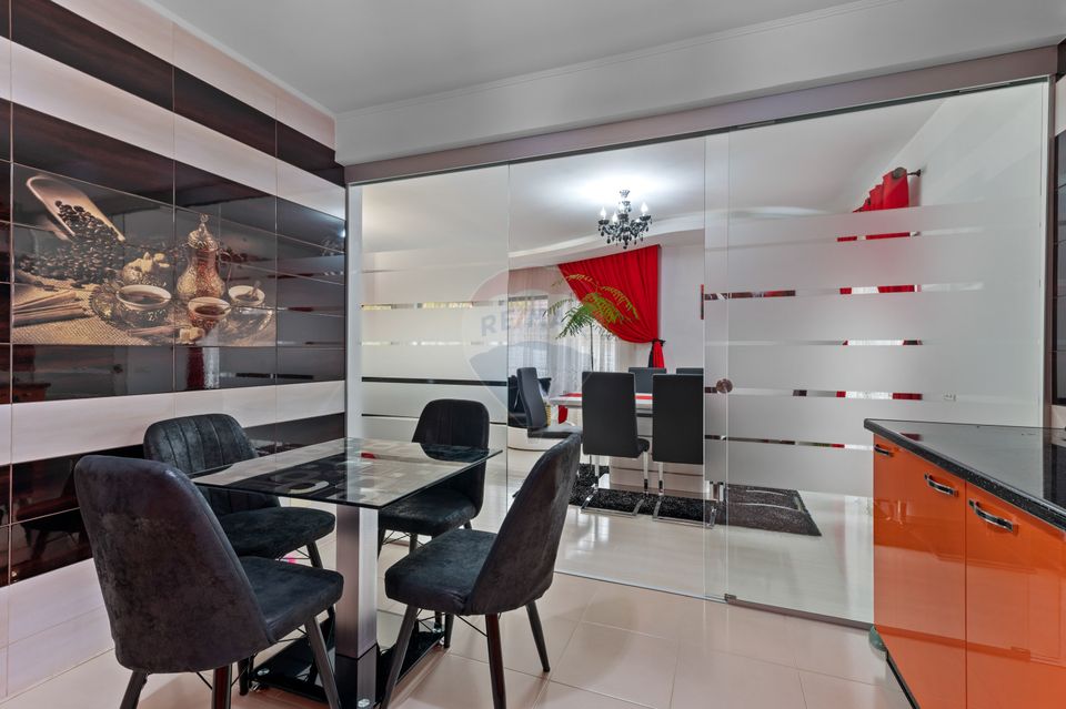 DE VANZARE  Vila cu piscina Zona Colentina