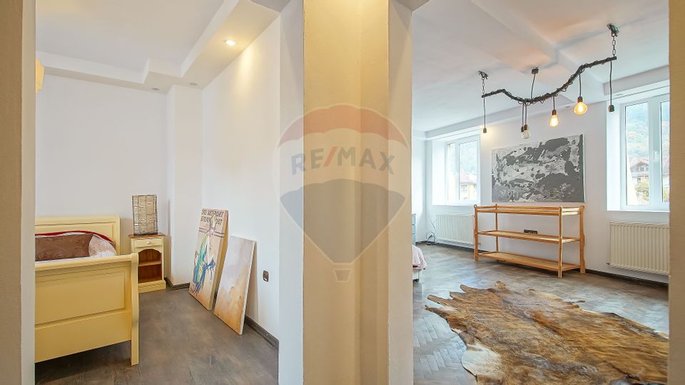 Apartment with Tâmpa View, Historic House – Unirii Square, Brașov