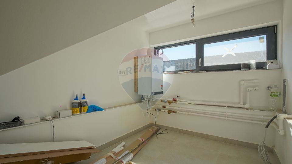 Casă / Vilă cu 5 camere de vânzare