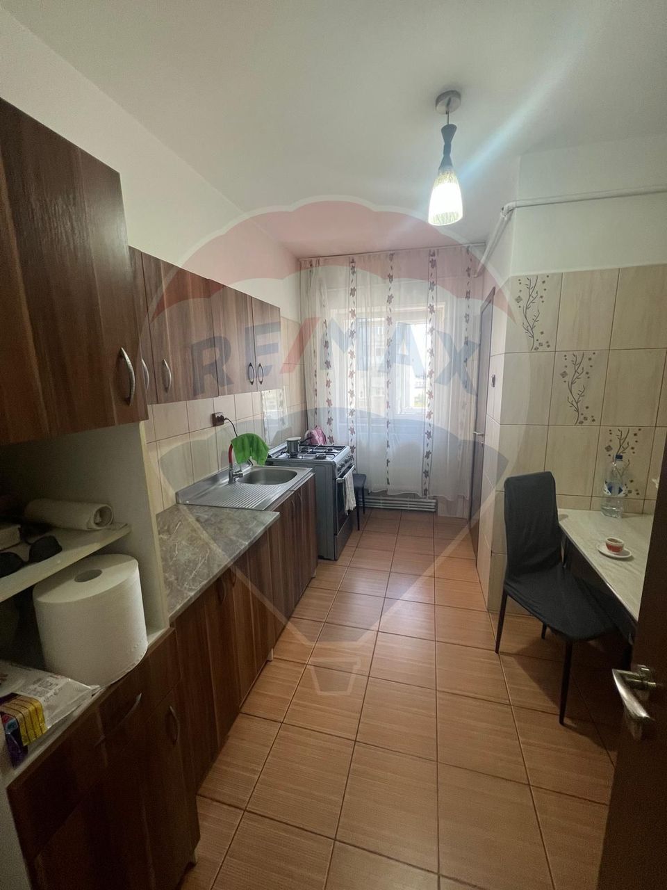 Apartament 2 camere în zona Comisariat