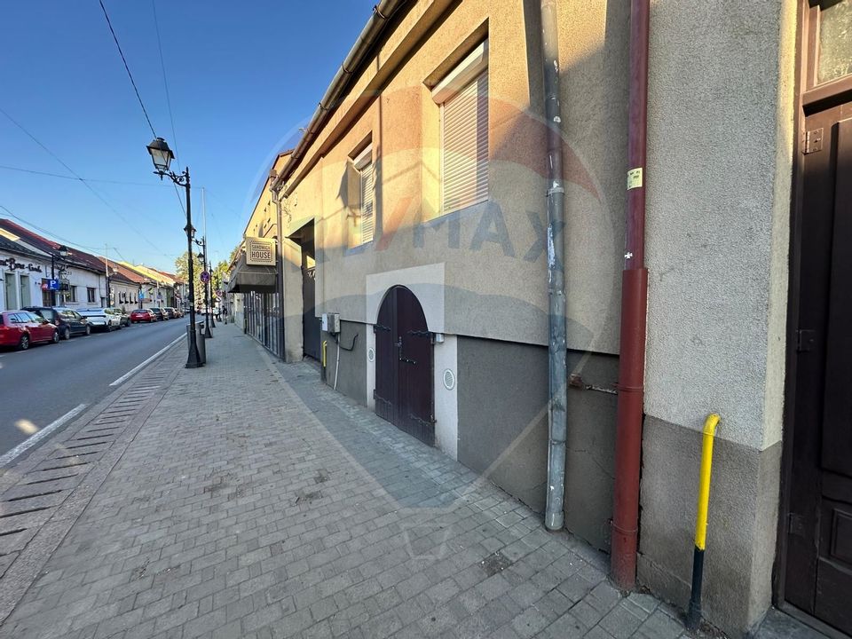 30.17sq.m Commercial Space for sale, Orasul Vechi area