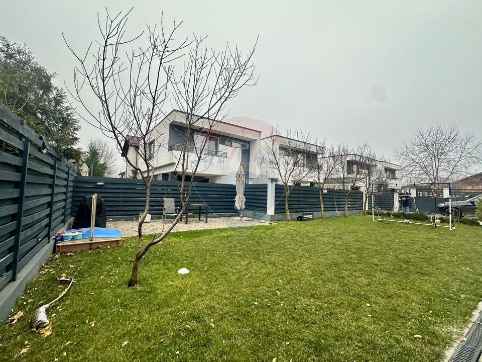 Vilă de vânzare - Tunari