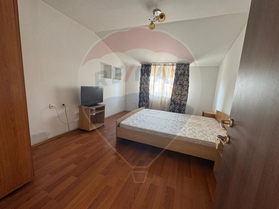 Spațiu comercial de 900mp de închiriat în zona Romanesti