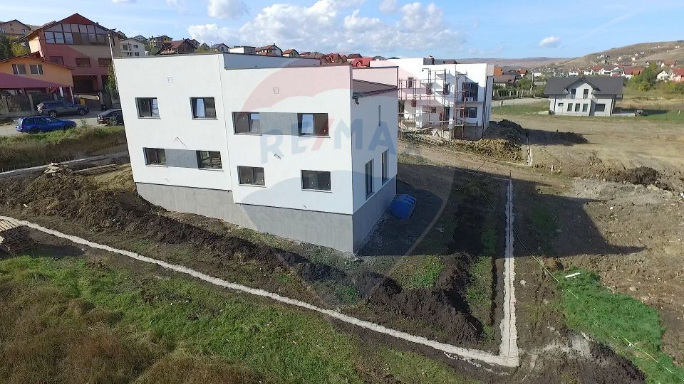 Duplex de vanzare, Campenesti - 4 camere | 118 mp | 375 mp teren