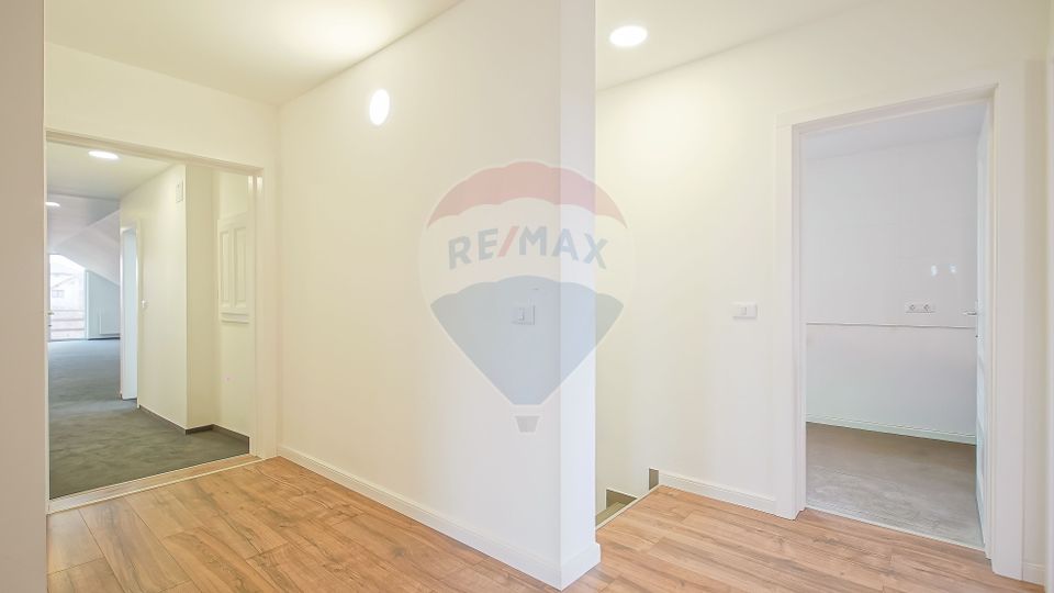 COMISION 0|VILA  STUPINI – 1.400 MP TEREN, 295 MP UTILI