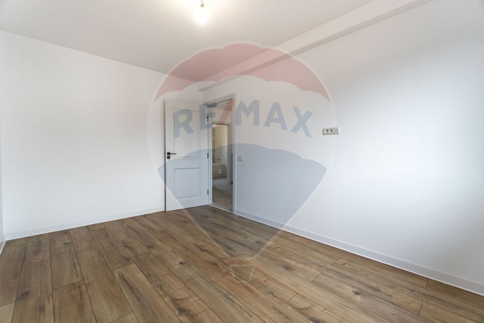 4 room House / Villa for sale