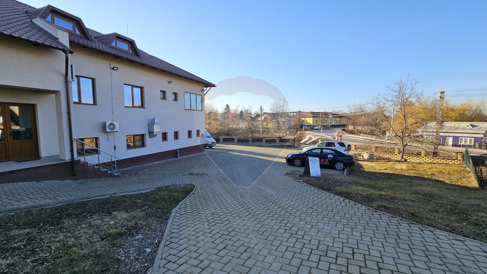 Complex comercial-cofetărie, patiserie pitzerie- Udești, Suceava