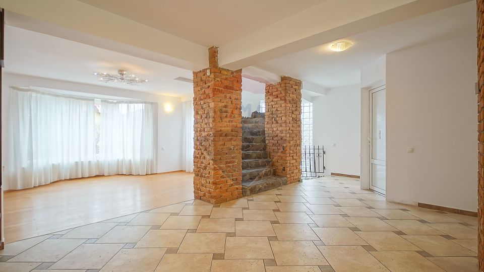 COMISION 0% | CASA SACELE 297 MP | CURTE 530 MP |