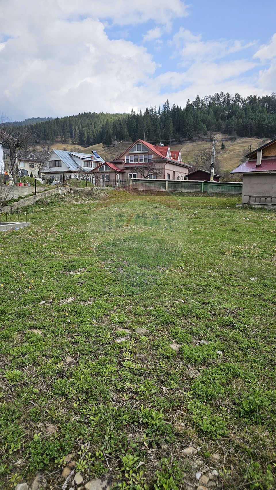 Land 1,520sqm Hangu / Strada Principala