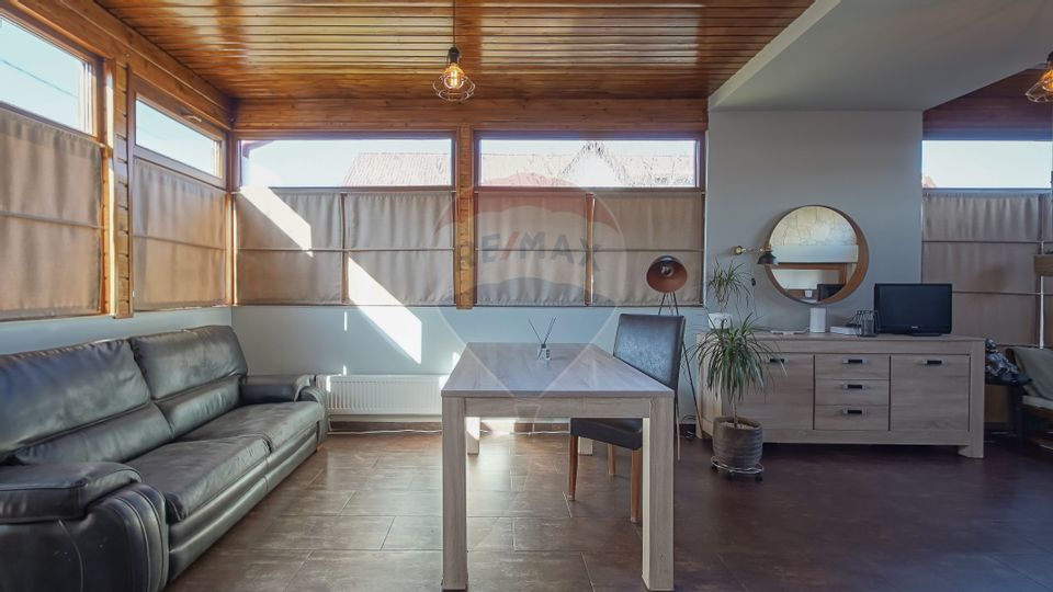 6 room House / Villa for sale