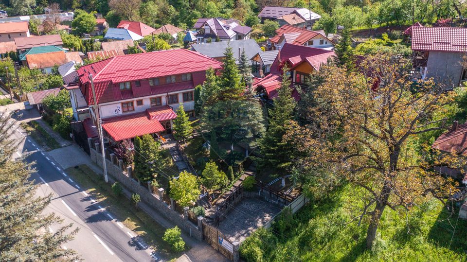 Oferta - vanzare pensiune 10 camere si casa de vacanta, Slanic Prahova