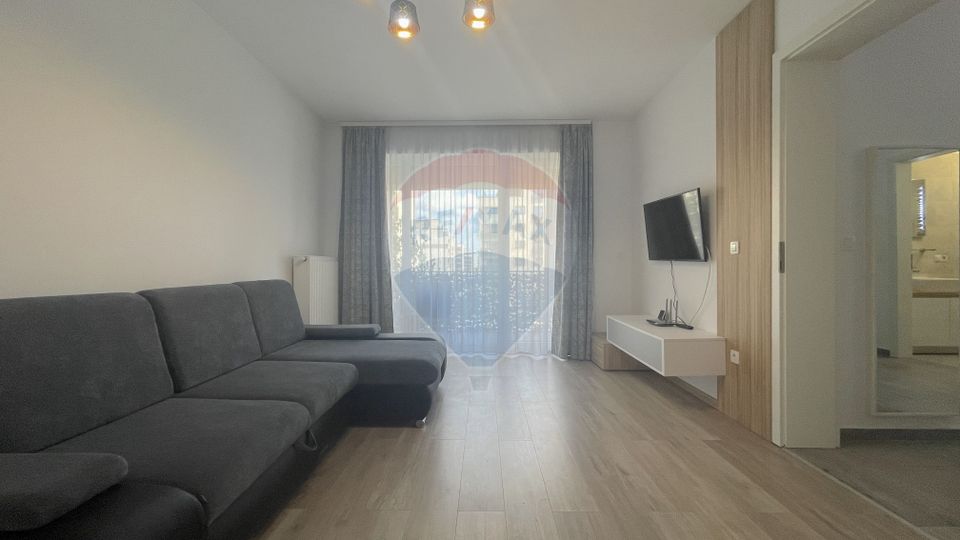 2 room Apartment for rent, Tractorul area