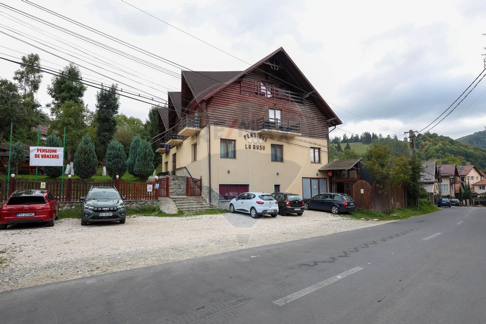 12 room Hotel / Pension for sale