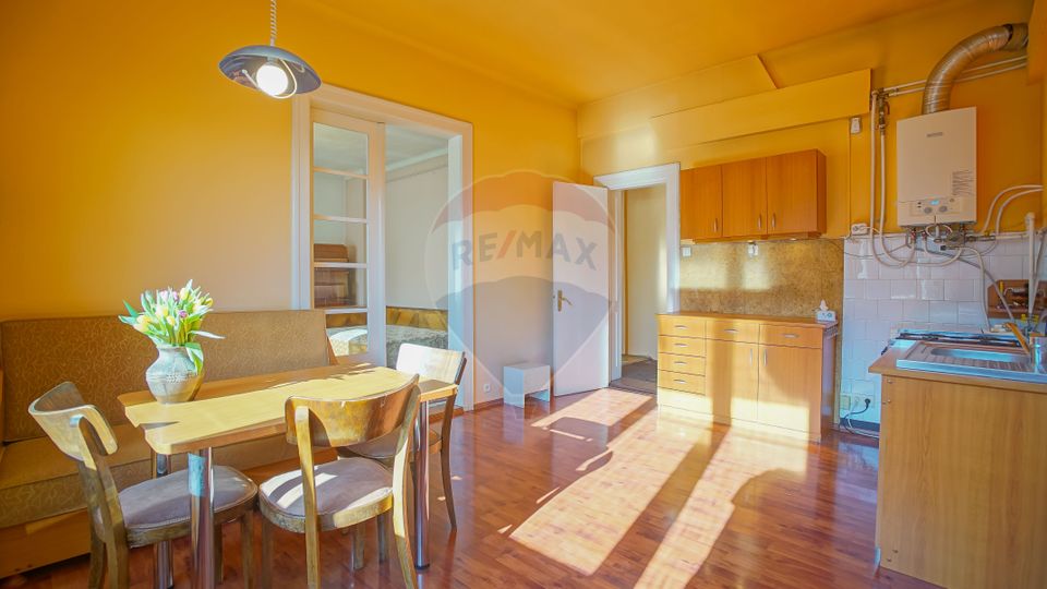 REZERVAT! Apartament cu iz boem, în casă, Brașovul Vechi