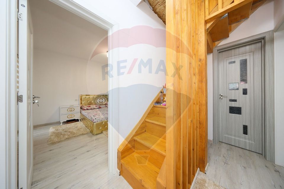 Casă 4 camere, de inchiriat, Izvor!