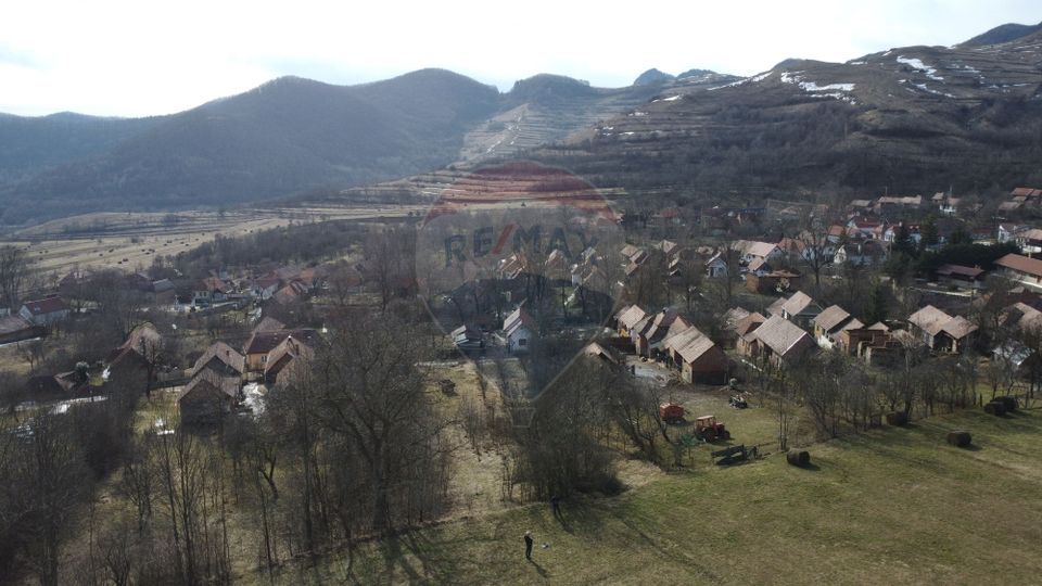 Teren intravilan 1.271 mp – Izvoarele, jud. Alba
