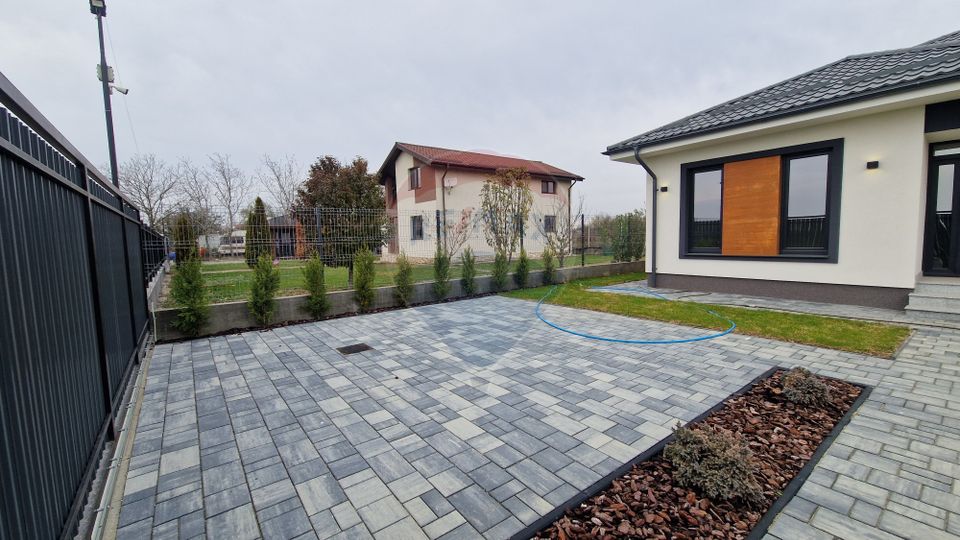 House / Villa with 3 rooms for sale Ciocanesti