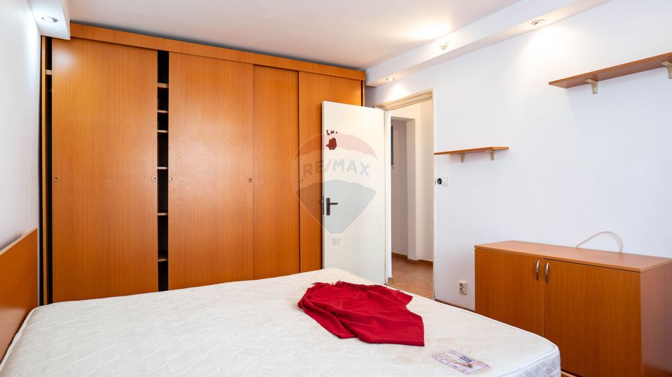 Vanzare apartament 4 camere, zona Pasajul Doamna Ghica