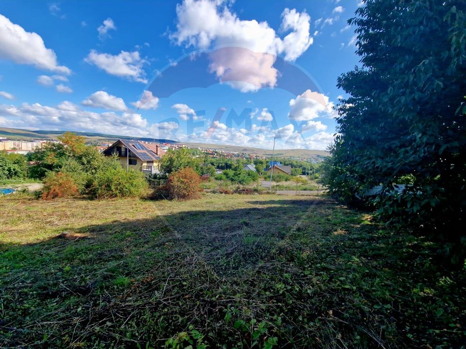 Land 2,000sqm Piatra-Neamt / Strada Pietrelor