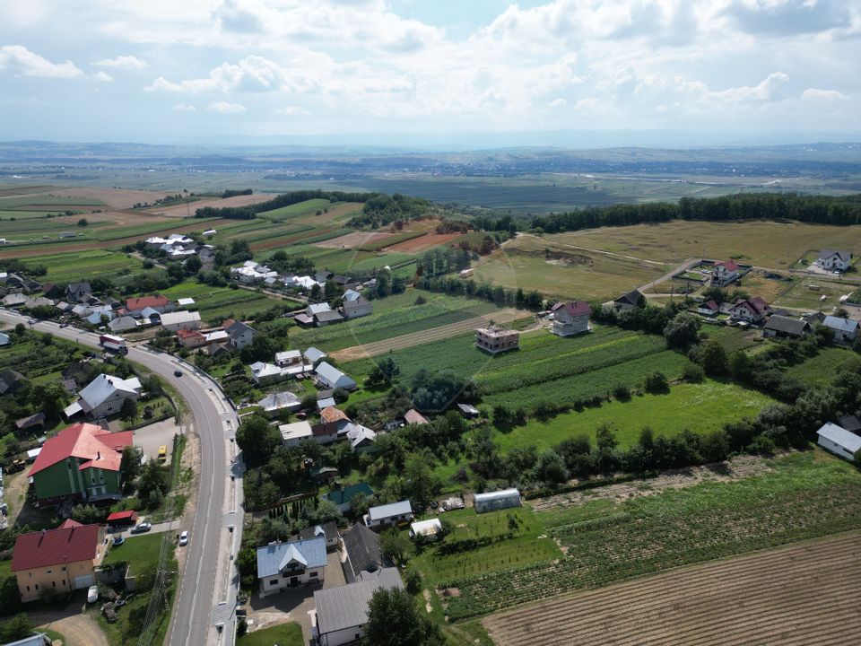 Land 4,900sqm Suceava / Drumul .