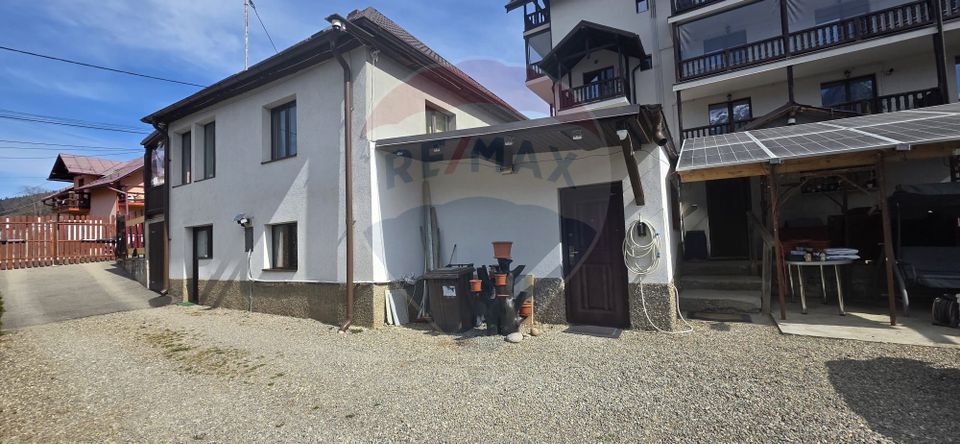 PRET REDUS: Apt 3 Camere Curte 475mp sub Caraiman 800m Centru Busteni