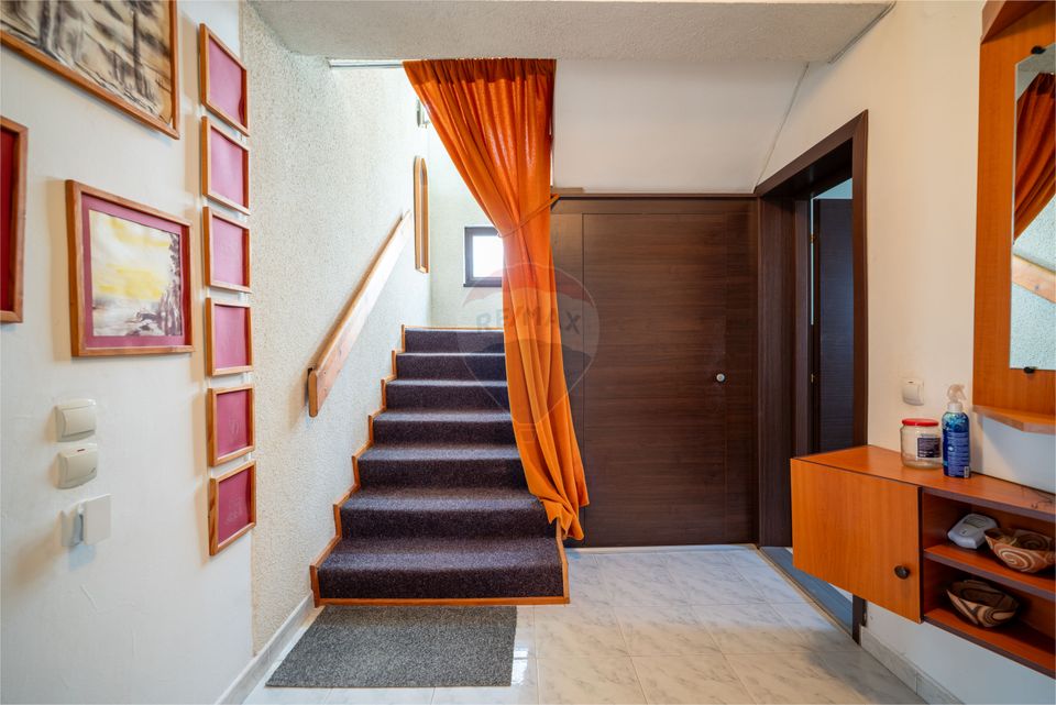 5 room House / Villa for sale, Central area