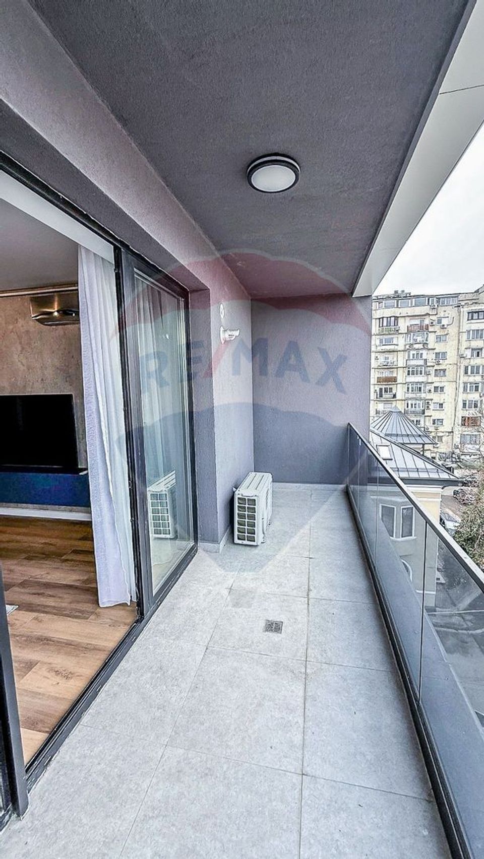 Apartament ultrafinisat cu 2 camere de inchiriat - Zona Decebal