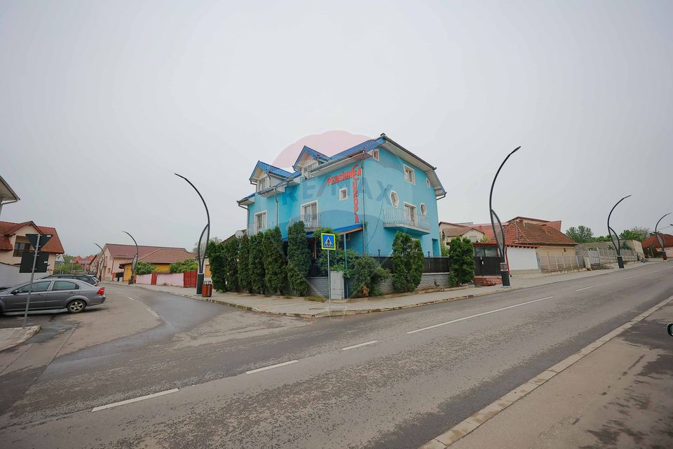 11 room Hotel / Pension for sale