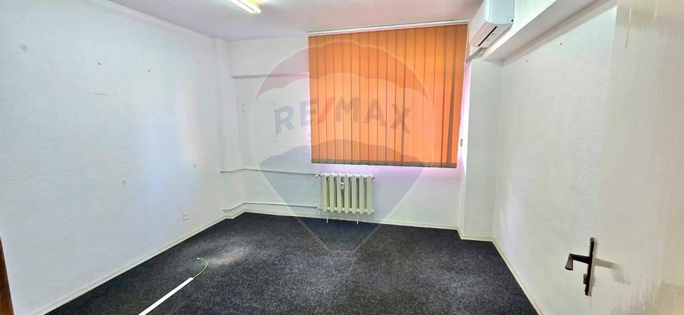 Apartament de inchiriat 3 camere-zona MC DONALD`S