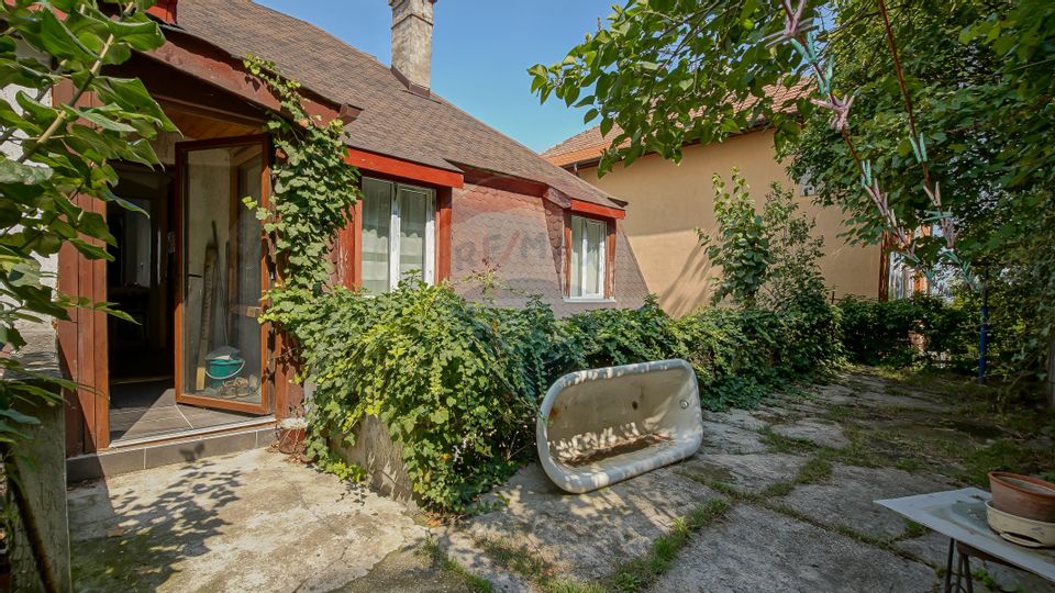 5 room Apartment for sale, Central area