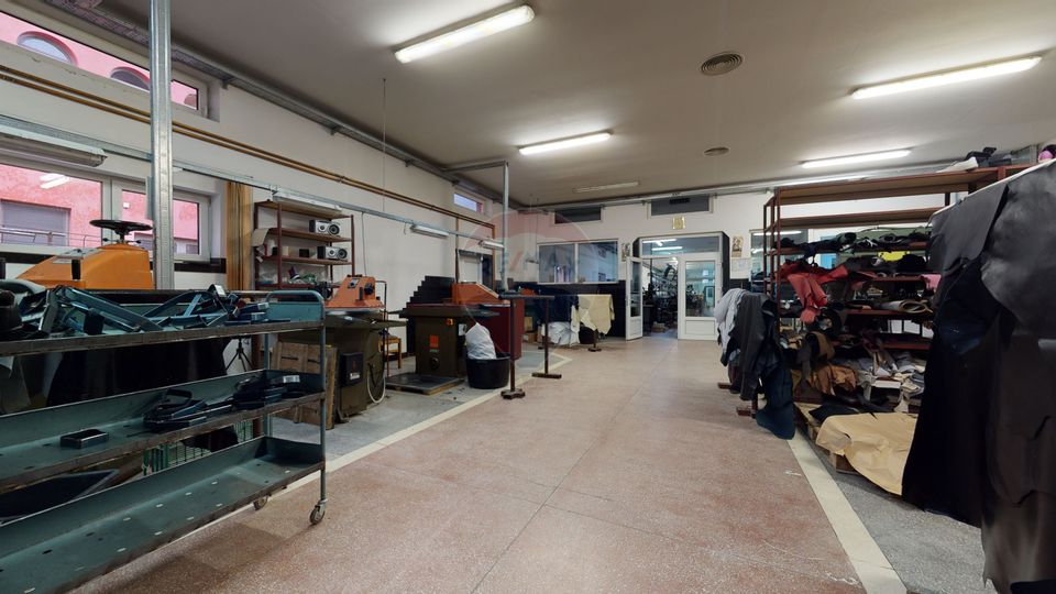 De inchiriat hala productie si birouri ,750 mp